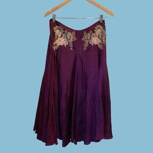 Free People Burgundy Red Acetate Krinkle Full Skirt Lace Appliqué Skirt Sz 8